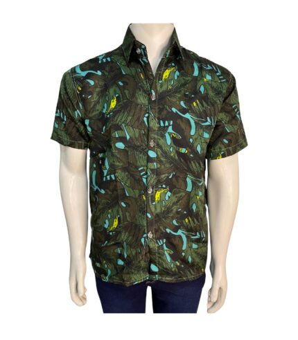 CAMISA MASCULINA VERDE MILITAR ESTAMPADA TAMANHO 2